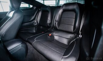 Ford Mustang 5.0 V8 GT - 9