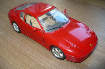 Model,auto,8 modelů 1:18 + 5 modelů zdarma. - 9