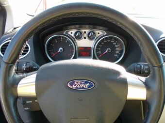 Ford Focus 1,6 16V Kombi 4xel.okn,vyhř.sklo,novédílySTK - 9