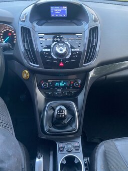 Ford Kuga 2.0 TDCi 103 kW, 4x4, r. v. 2014 – výbava Individu - 9