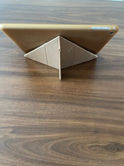 iPad Air 1. generace (32gb) - 9