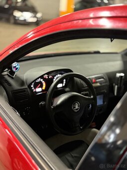 Škoda Fabia RS 1.9 TDi asz - 9