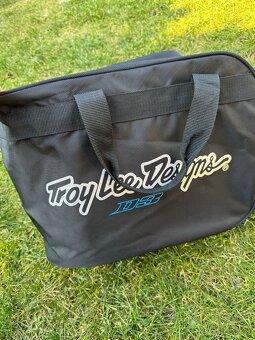 Troy Lee design - 9