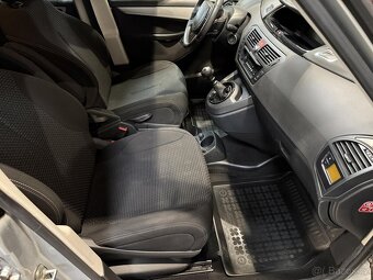 Citroën C4 Picasso 1.6 HDI , 82 kW nafta, 2011 - 9