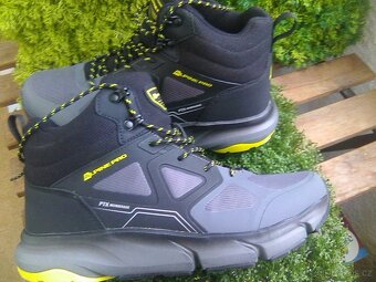 Alpine Pro - Zhorece outdoorová obuv velikost 42 - 9