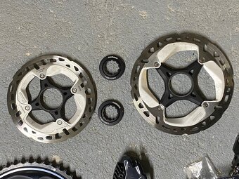 Shimano Ultegra r8070 di2 2x11 sada - 9