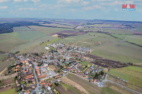 Prodej zemědělské usedlosti, 9350 m², Lišany, ul. Pražská - 9