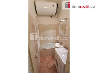 Pěkný byt 2+kk po rekonstrukci, 44 m2, OV, 1.p (2NP), cihla, - 9