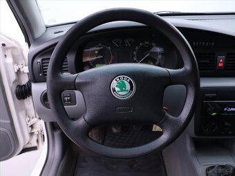 Škoda Octavia 1,9 TDI 66kW Klima Tažné zař. (2000) - 9