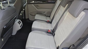 VW Touran Highline 1.4 TSI 110 kw manuál 6.st - 9