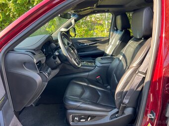 Cadillac Escalade 6.2 V8, ESV dlouhá verze, Platinum výbava - 9