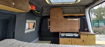 Ford Transit 2.4 TdCI 4x4 obytný - 9