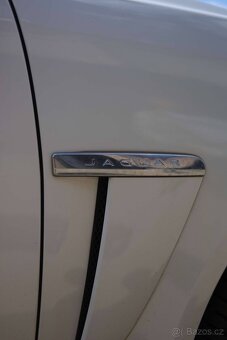 Jaguar XF 2.2 Diesel - 9