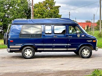 1995 Chevrolet G20 5.7 V8 | Choo Choo Custom - 9