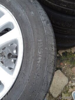Alu kola Peugeot 4x108 r15 letni pneu - 9