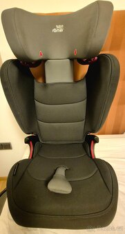 autosedačka Britax Kidfix 3 M, storm grey - 9