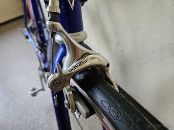 Silniční kolo FORT - 9