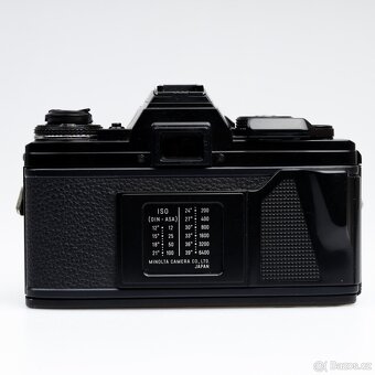 Minolta X-700 + objektiv - 9