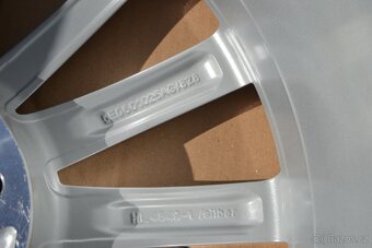 Škoda Octavia III – NOVÉ 18 Alu disky 7Jx18 ET51, 5x112, sil - 9