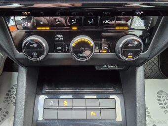 MONDEO 2,0 138kW VIGNALE PANORAMA MASÁŽ 2022 ČR 43tkm - DPH - 9