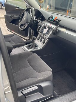 Volkswagen Passat B6  2.0 TDI - 9