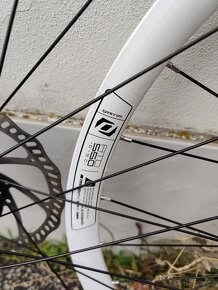 Zapletená kola, bontrager, syncros 29; 27,5 - 9