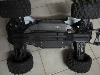 Traxxas X-Maxx 8S - 9