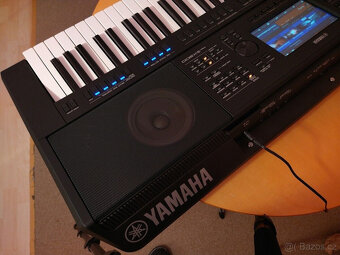 Klávesy Yamaha PSR-SX900 (s rozšířeními syntezátorů) + zbýva - 9