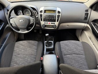 KIA CEED SW 1,6 CRDi 85kW KLIMA,ALU,NOVÁ STK - 9