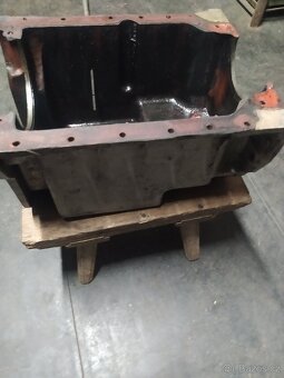 Díly motoru Perkins D 2500 - 9