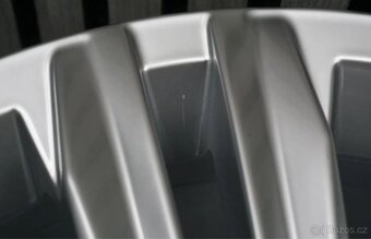 ORIGINÁLNÍ ALU DISKY R18 SEBRING - 9