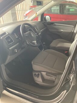 Volkswagen Sharan 2.0 TDI 103 kW, 7 míst - 9