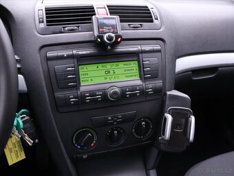 Škoda Octavia 1,9 TDI 77kW CZ Ambiente (2004) - 9