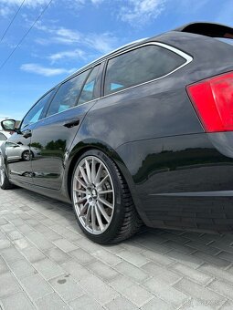 Škoda Octavia 3 RS 2.0TSI 77tkm Top výbava - 9