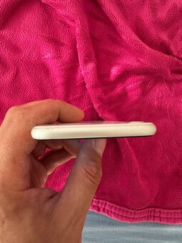Iphone SE 2020 White 64 GB - 9
