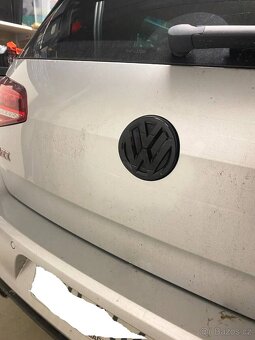 Farebné a chrómové znaky / emblémy / logo na VOLKSWAGEN - 9