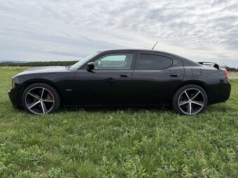 Dodge Charger SRT8 6.1HEMI 317kw LPG - 9