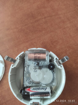 Staré porcelánové hodiny - 9