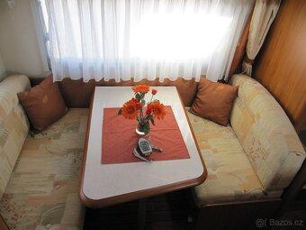 Prodám karavan Hobby 440 SF,model 2008 + mover + předstan. - 9