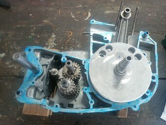 Prodám Čz 175 Cross Po kompletní go + stojan pod moto - 9