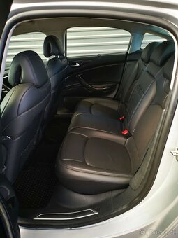 Citroën C5, 150 kW, 2.7 V6, EXCLUSIVE, KŮŽE, NAVI - 9