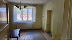 Prodám rodinný dům 110m², pozemek 1220m², včetně rybníku - 9