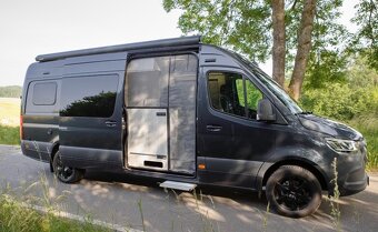 Obytný vůz Mercedes-Benz Sprinter 319 CDI (2023) - 9
