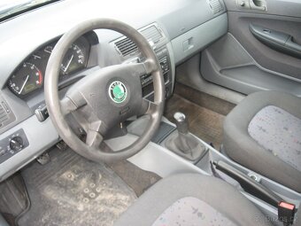 Škoda Fabia, 1.2 HTP, nová STK, Koupeno v ČR, nová baterie - 9