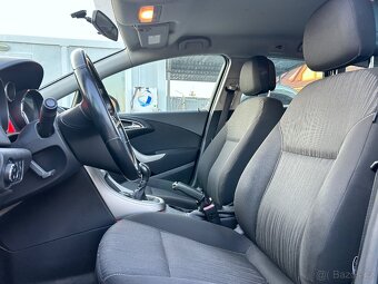 Opel Astra J kombi, najeto 126.908 km, 2 sady kol - 9