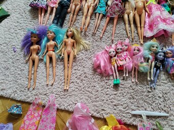 Velky dum pro barbie/panenky+vybava a panenky - 9