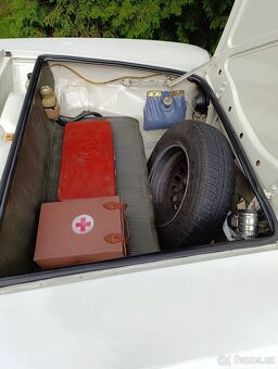 Prodám Fiat 850 sport coupé - 9