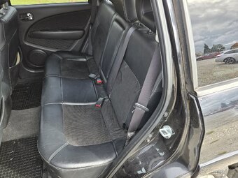 Mitsubishi Outlander 4x4 2.0T,148kw, nová STK. - 9