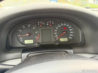 VW PASSAT 1,6 mpi - 9