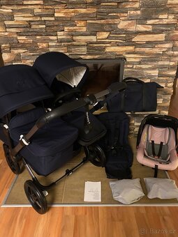 Aktuální model Bugaboo Donkey 5 Classic navy - 9